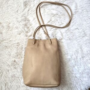 Ninw West Vintage 90s Genuine Leather Cream Bucket Bag